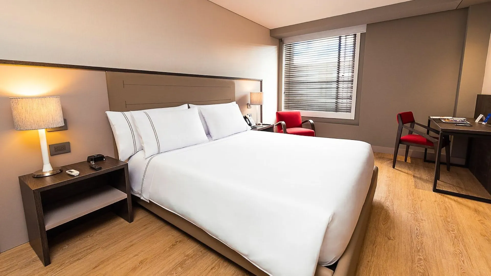 ***  Hotel Habitel Select 보고타 콜롬비아